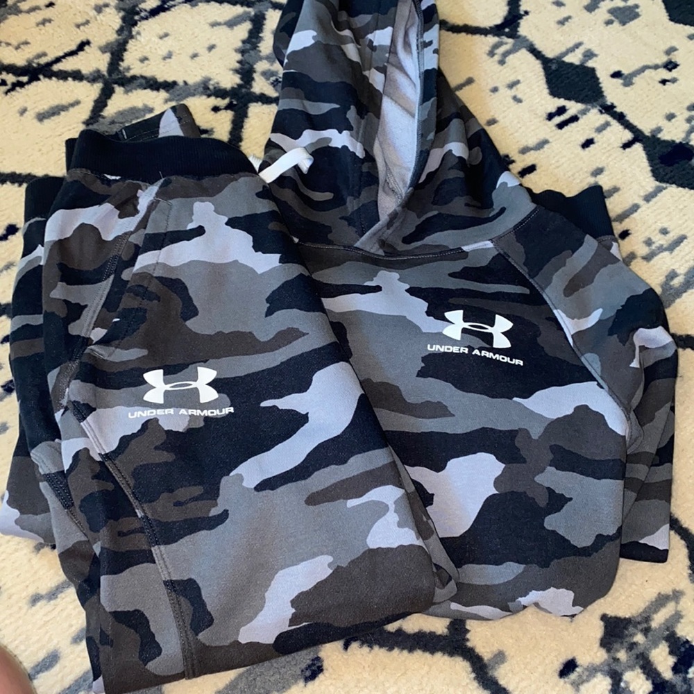 Under Armour Matching Hoodie and Joggers